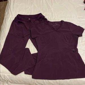 Scrub set